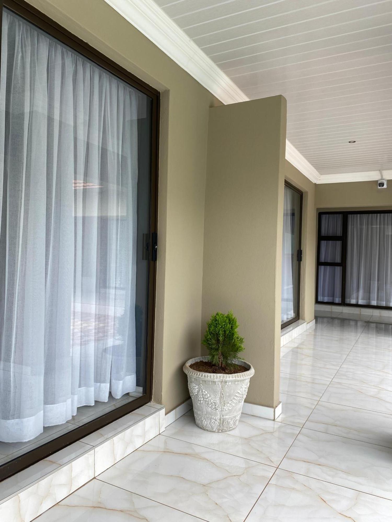 The Fine Line Lodge Pretoria Bagian luar foto