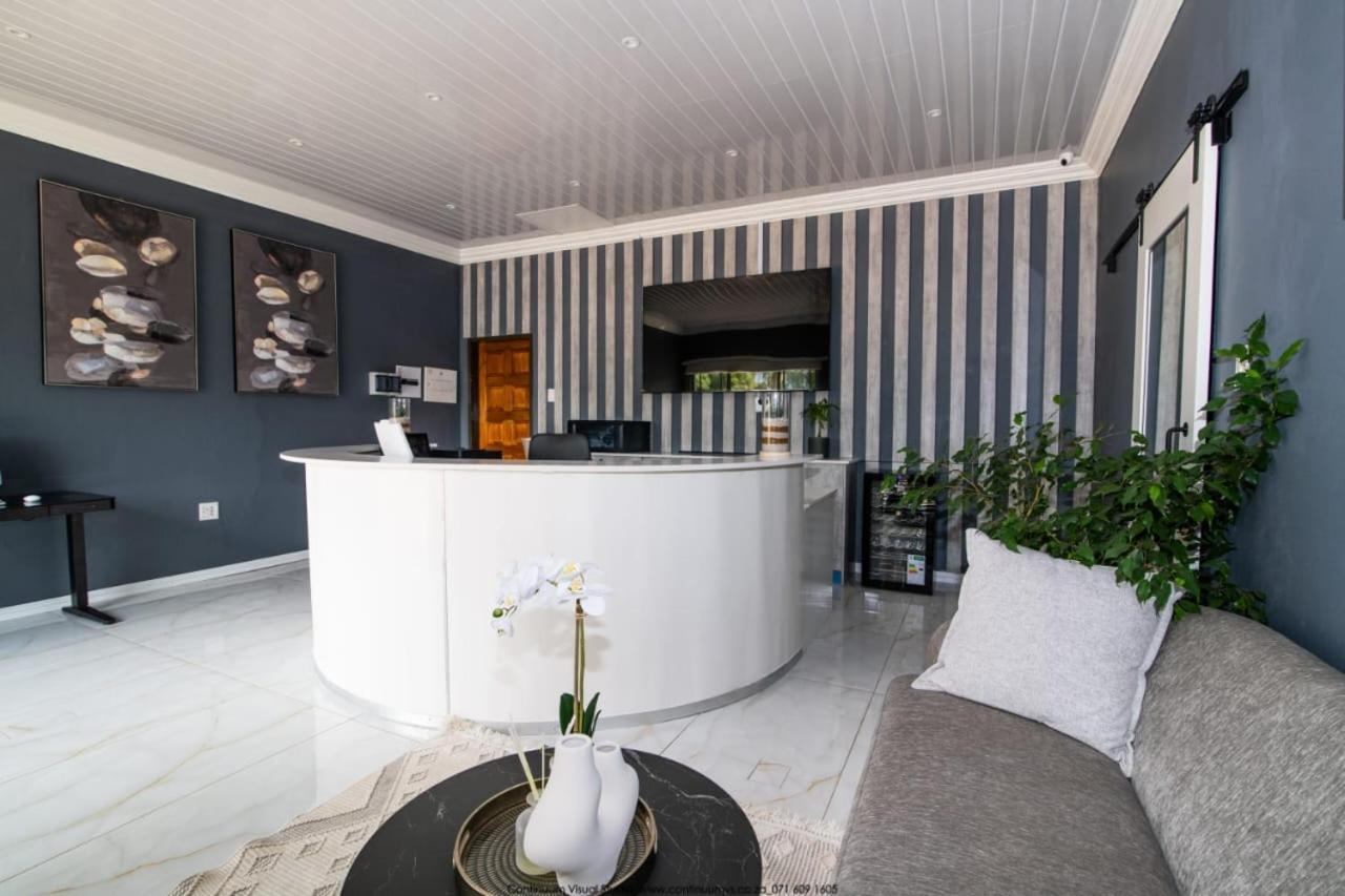 The Fine Line Lodge Pretoria Bagian luar foto